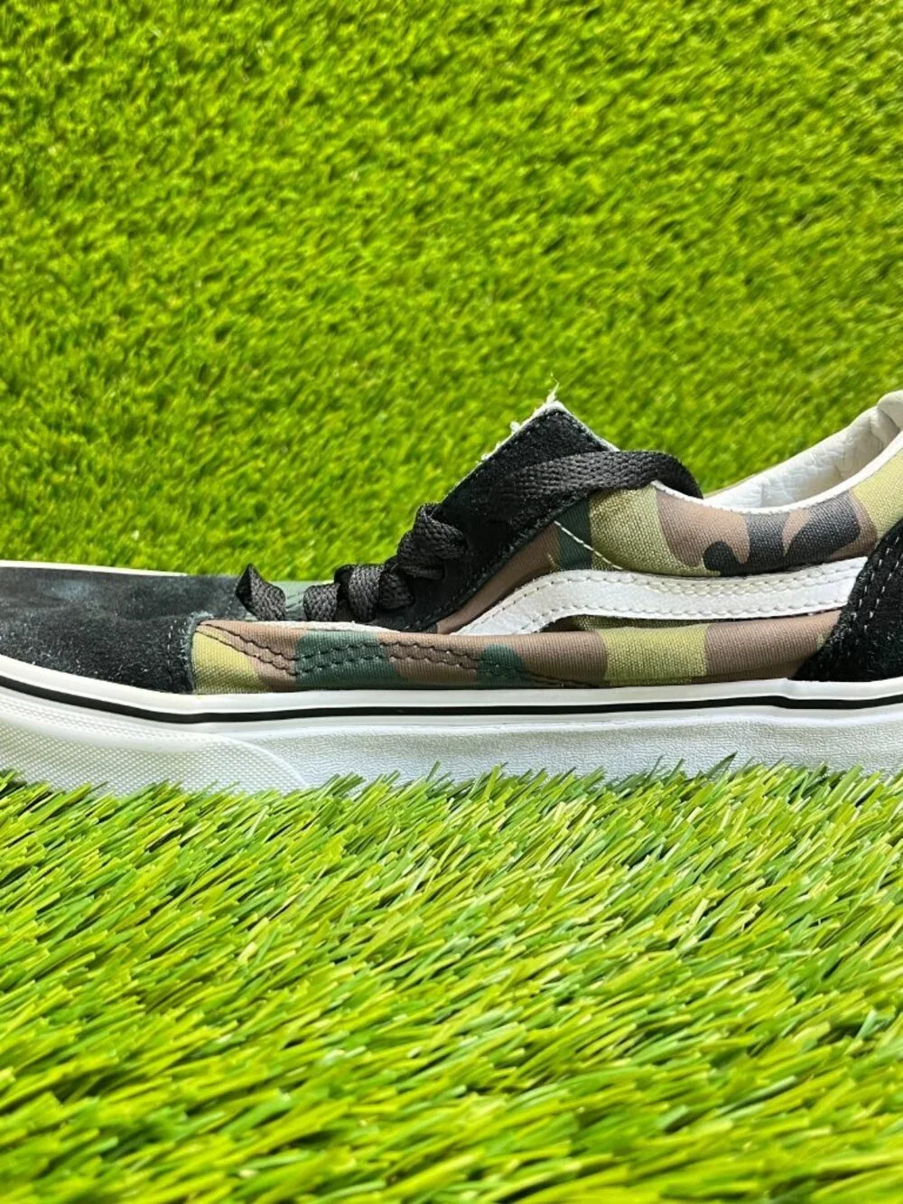Vans Old Skool Woodland Camo Womens Size 9 Black Casual Skate Shoes Sneakers